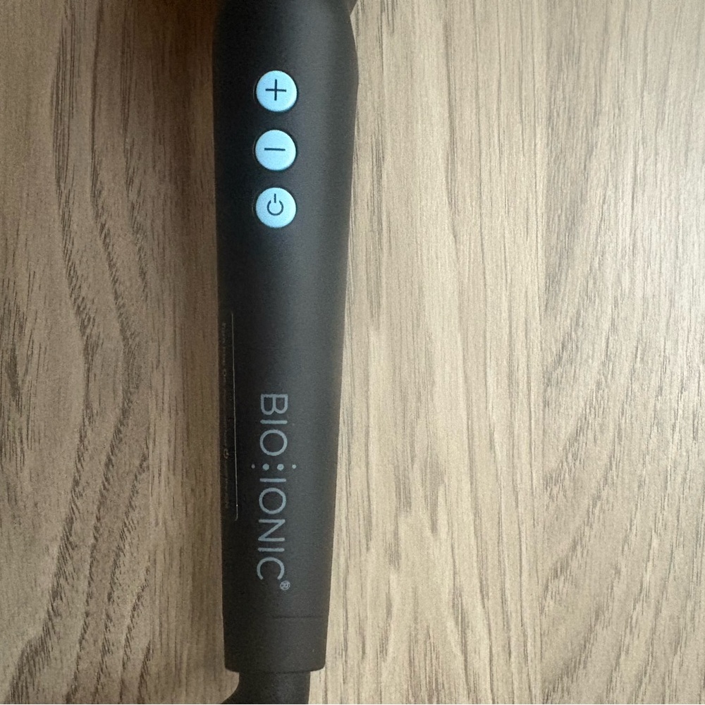 Long Barrel Curling Iron - Picture 4 of 8